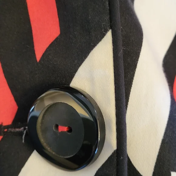 Abbie Mags Large Cotton Jacket Red/Black Abstract Print - Picture 8 of 10